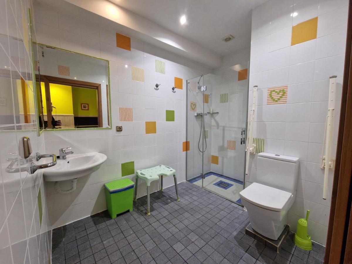 Pension Izar Bat Guesthouse San Sebastián Exteriér fotografie