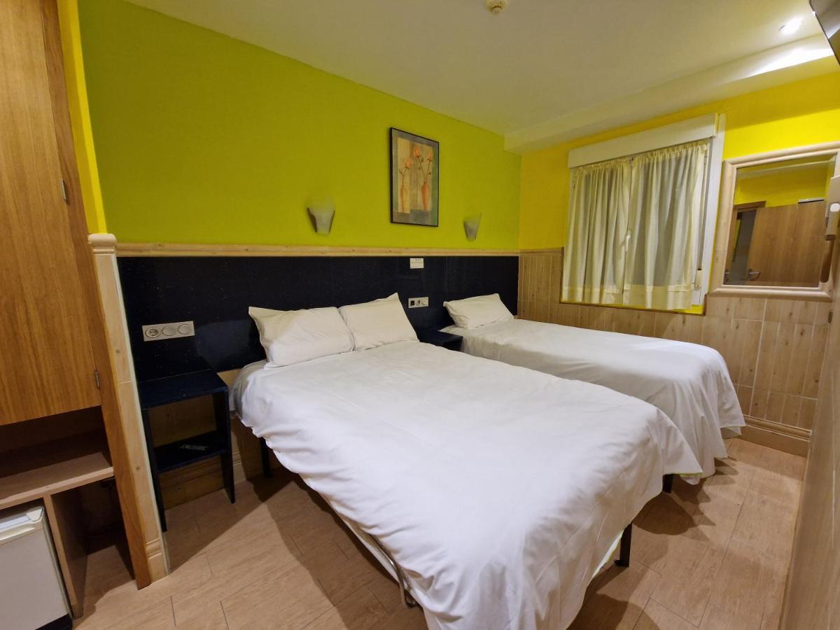 Pension Izar Bat Guesthouse San Sebastián Exteriér fotografie